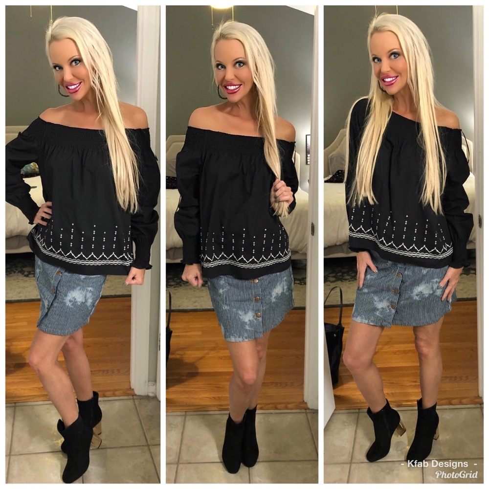 ❤️LAST 2! Off shoulder embroidered poplin top - Picture 2 of 3